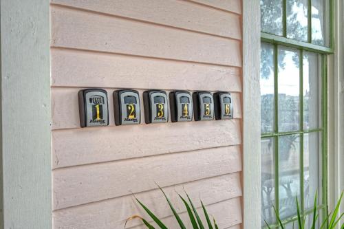 Sugar’s INN Room #3 King in Galveston, United States