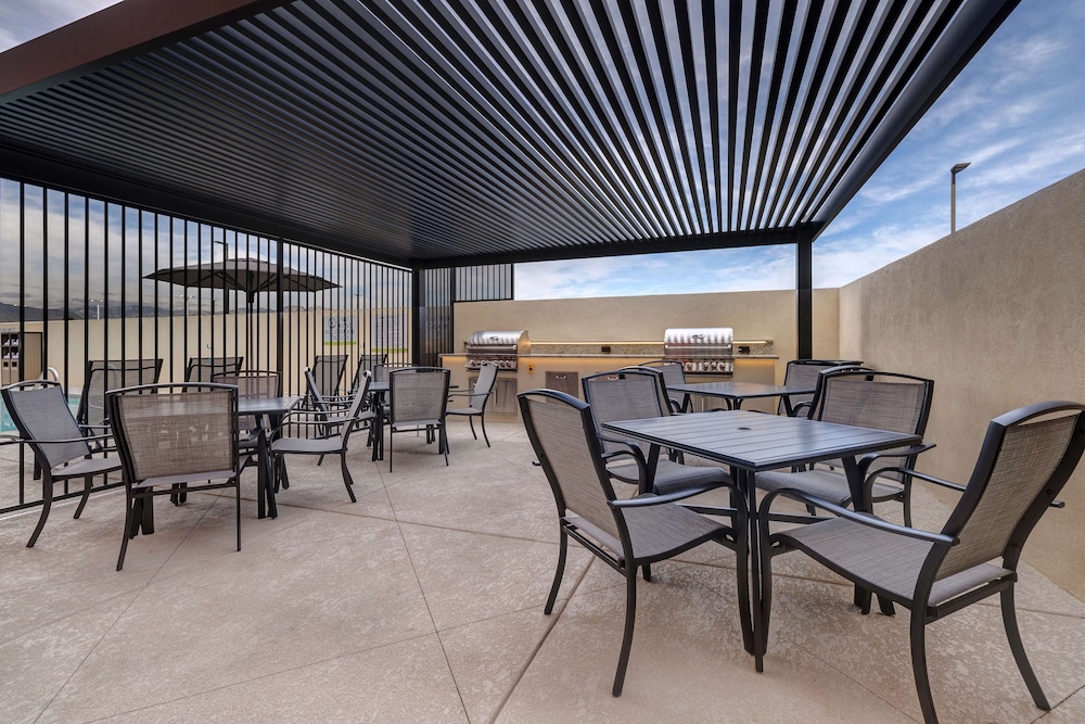 Home2 Suites by Hilton Las Vegas I 215 Curve - photo 49