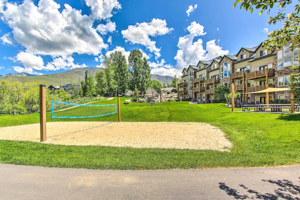 Cozy Eden Condo Retreat Less Than 6 Mi to Ski Resort - photo 24