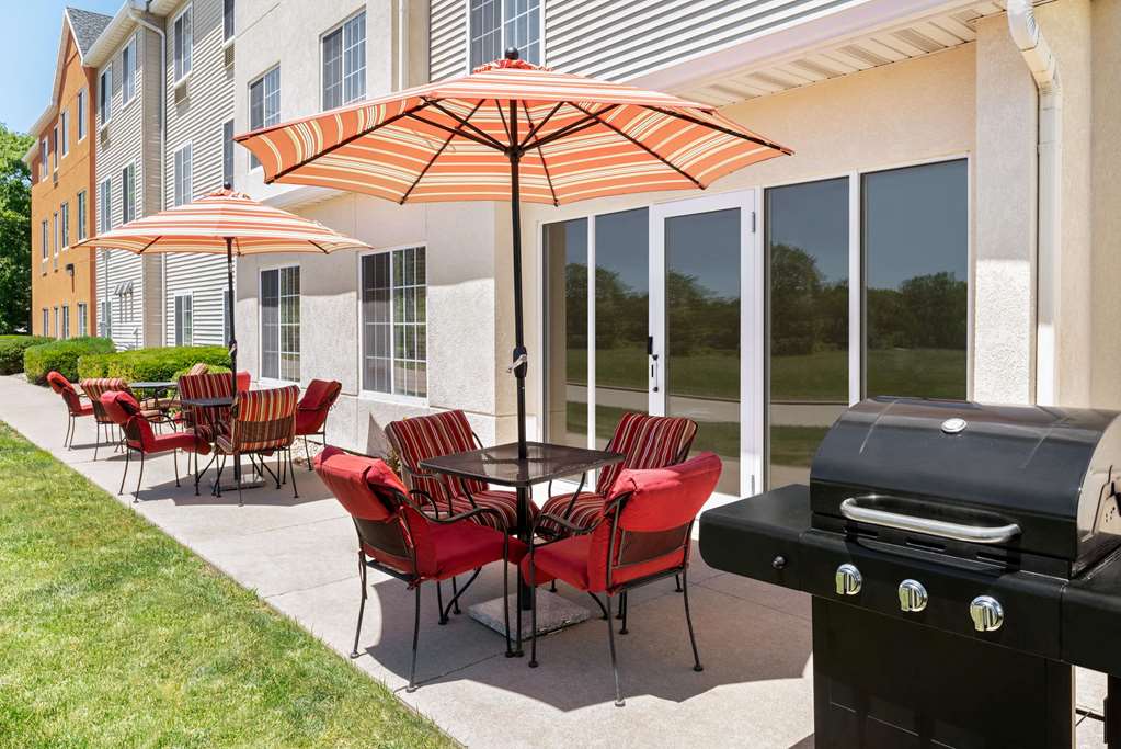 Hawthorn Extended Stay by Wyndham Decatur - photo 34