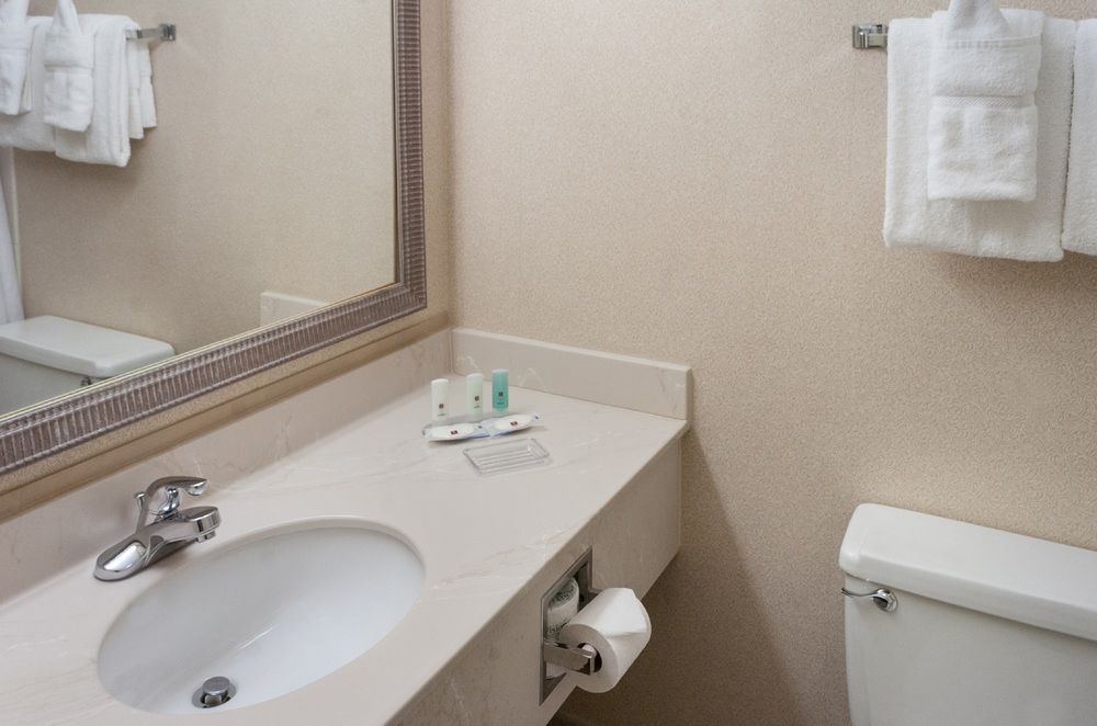 Cincy Hotel - photo 32