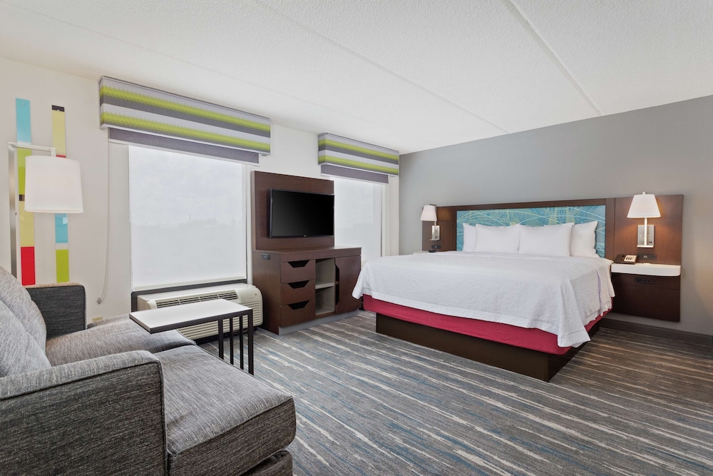 Hampton Inn & Suites Orlando Intl Dr N - photo 18