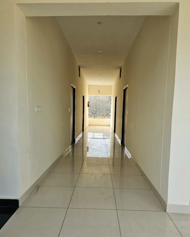 Hotel Oc And Resort in Kaladhungi, India