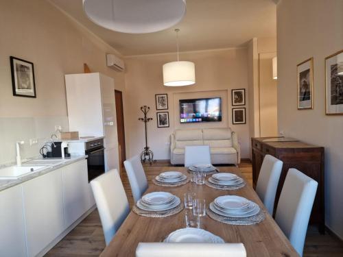 Guest House Canalis 17 — 4-Star Luxury Hotel in Oristano, Italy