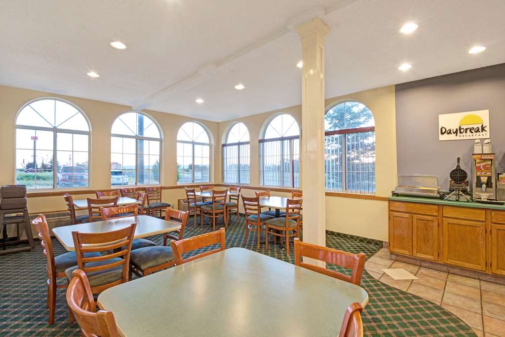 Days Inn by Wyndham Laramie - photo 12