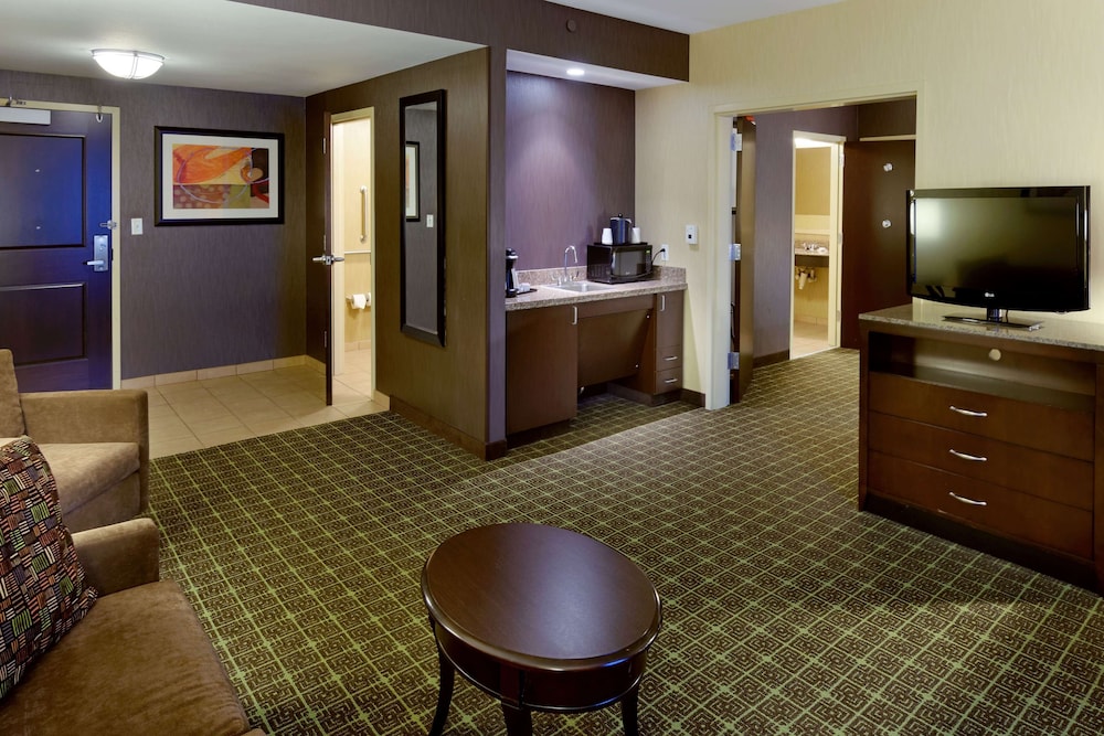 Hilton Garden Inn Springfield MO - photo 20