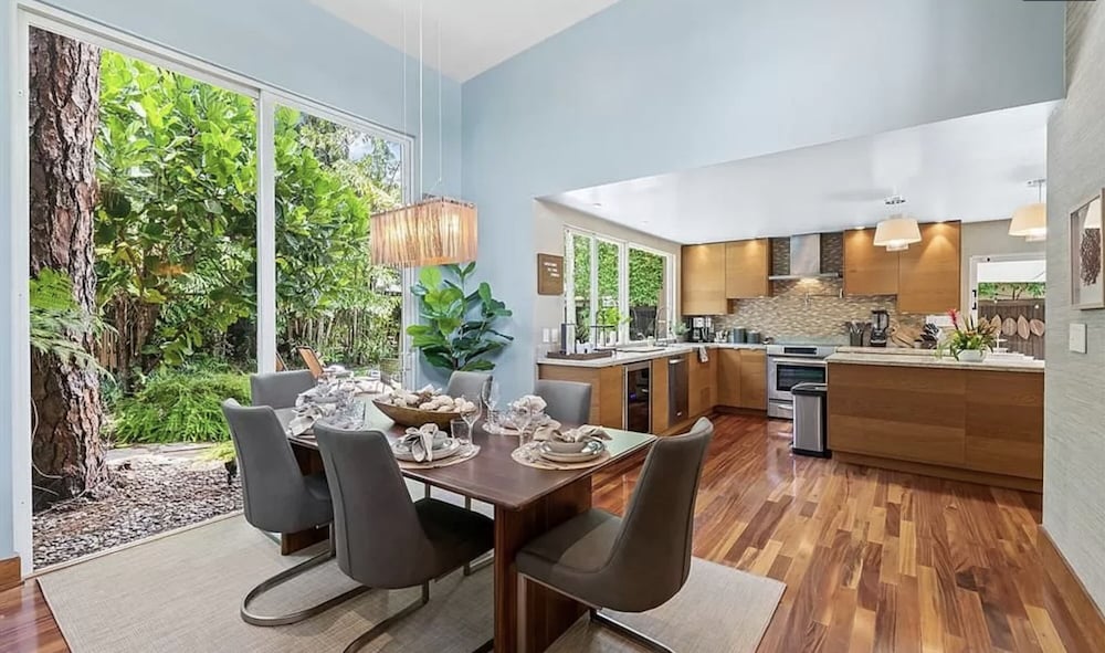 Wilton Manors Stunning Gated Oasis - photo 14