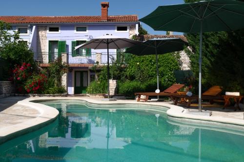 Holiday Home Ladonja — 4-Star Luxury Hotel in Barban, Croatia