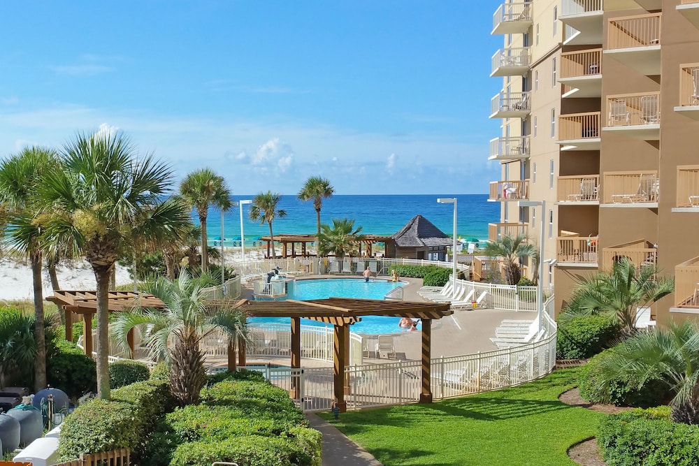 Pelican Beach Resort & Conference Center - photo 34