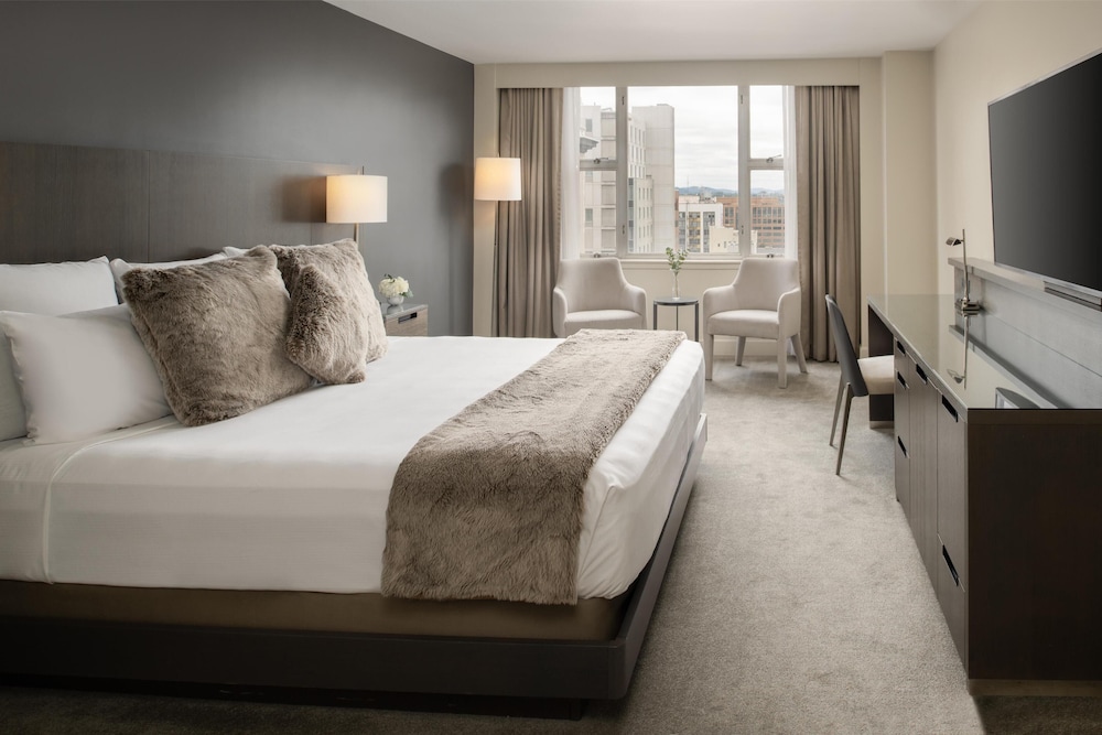 The Benson Portland Curio Collection by Hilton - photo 29