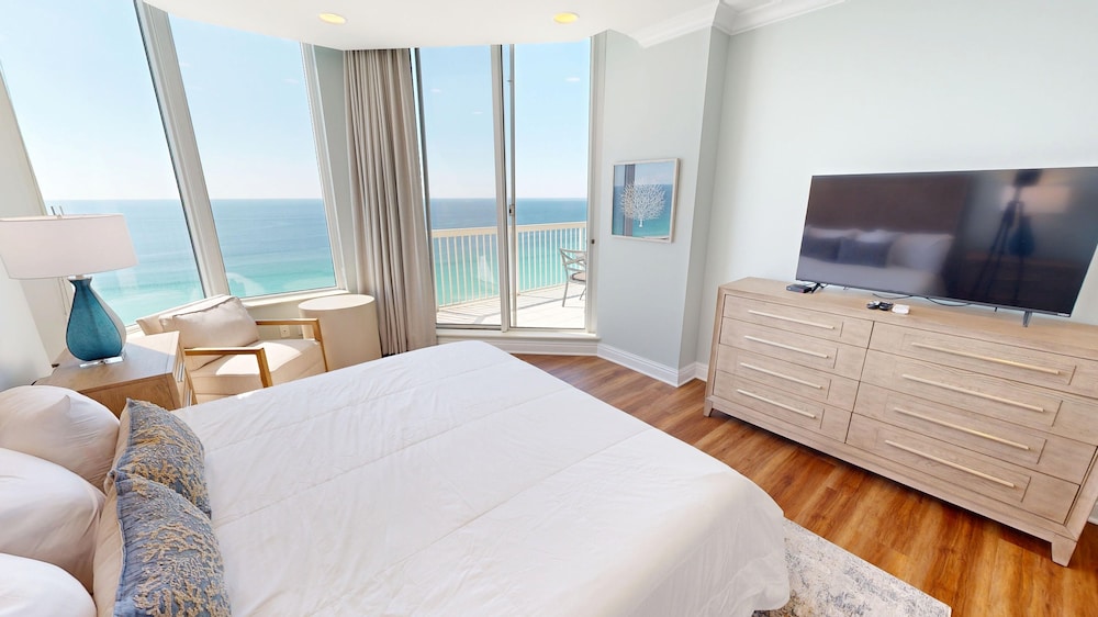 Silver Beach Towers 1905E is a Gulf Front 3 BR Penthouse Free Beach Service by RedAwning - photo 4