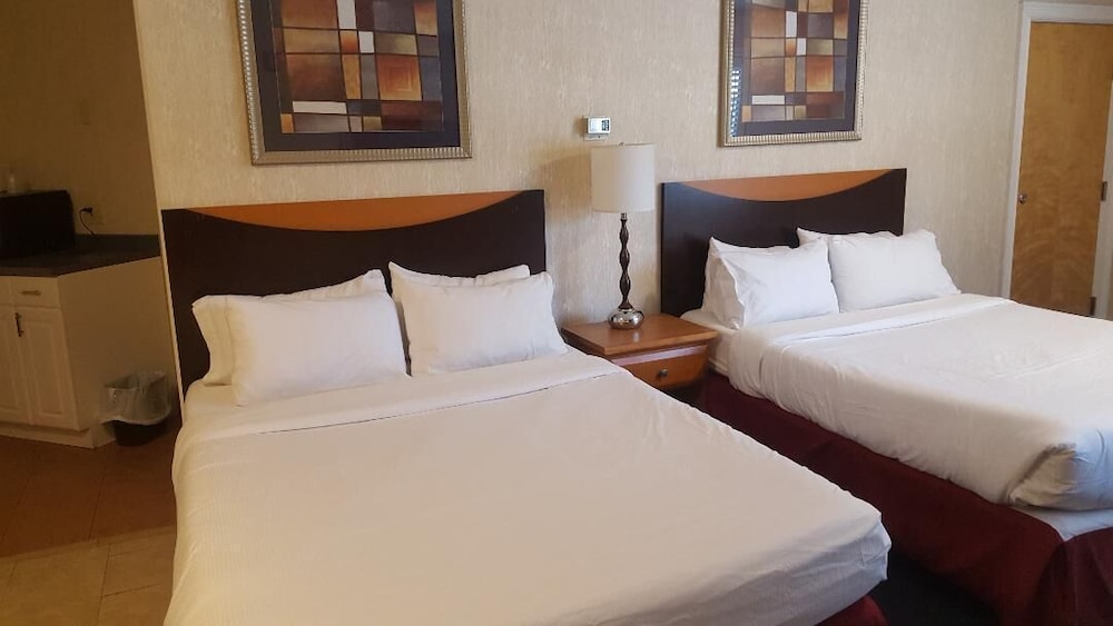 Cedar Park Inn - photo 16