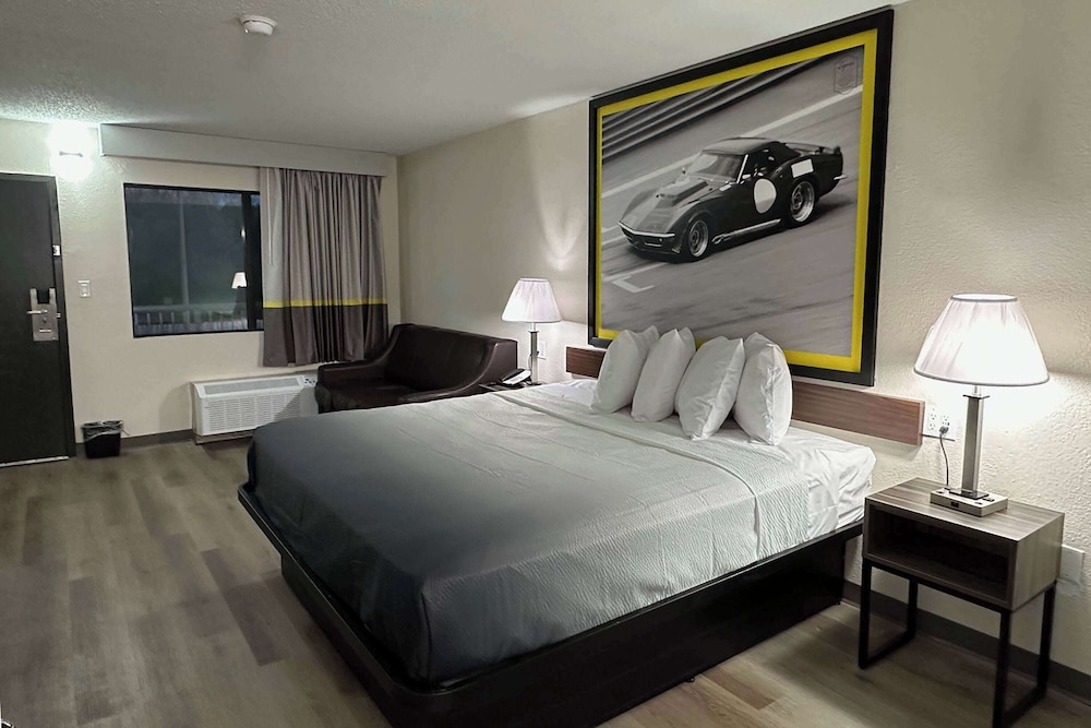 Super 8 by Wyndham Kannapolis - photo 14