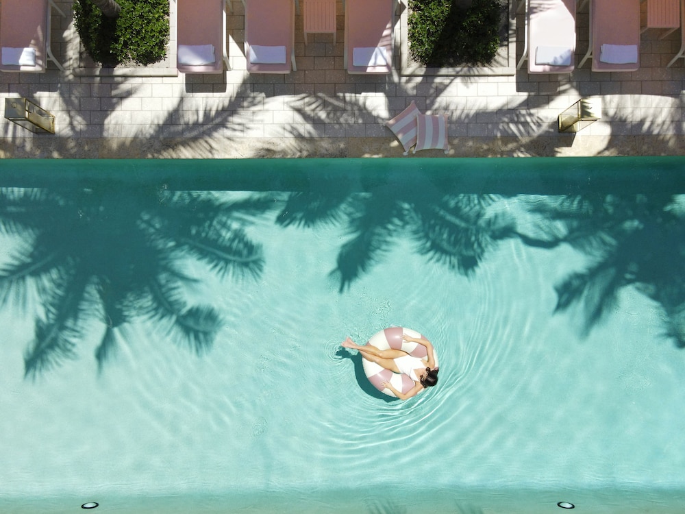 Grand Beach Hotel - photo 32