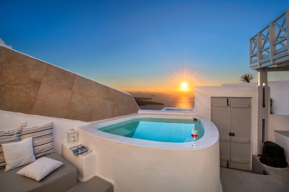 Saint George Exclusive — hotel in Fira