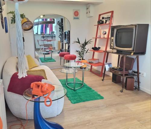 La Petite Eole Deco 70's Entre Rouen Et Dieppe - last minute hotel in Unknown City