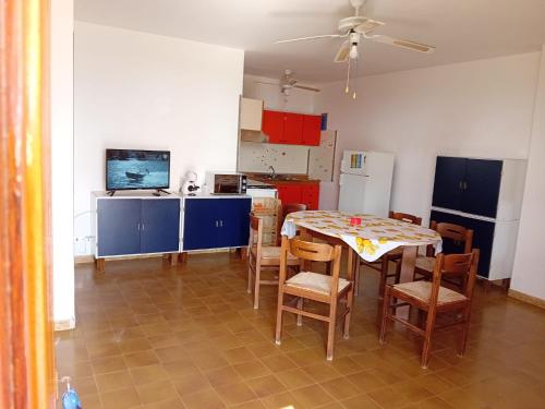 Calabria Mare Ionio Palazzo Riitano a Guardavalle Marina a settimane da sabato a sabato pet-friendly hotel Guardavalle