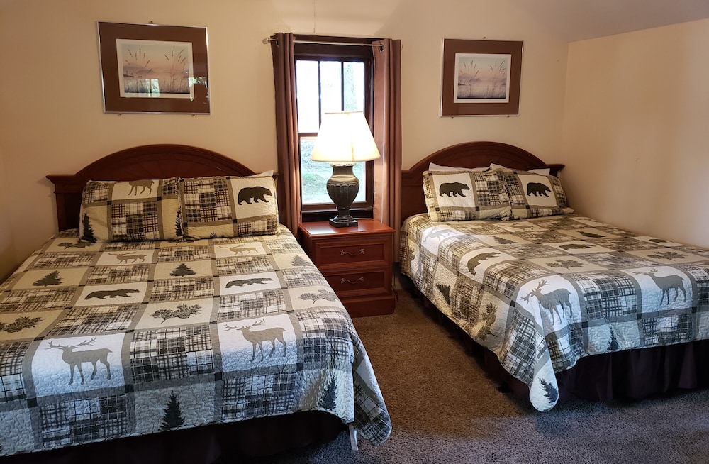 Weirs Beach Motel and Cottages - photo 19