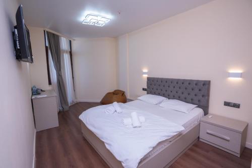 Rumi Hotel