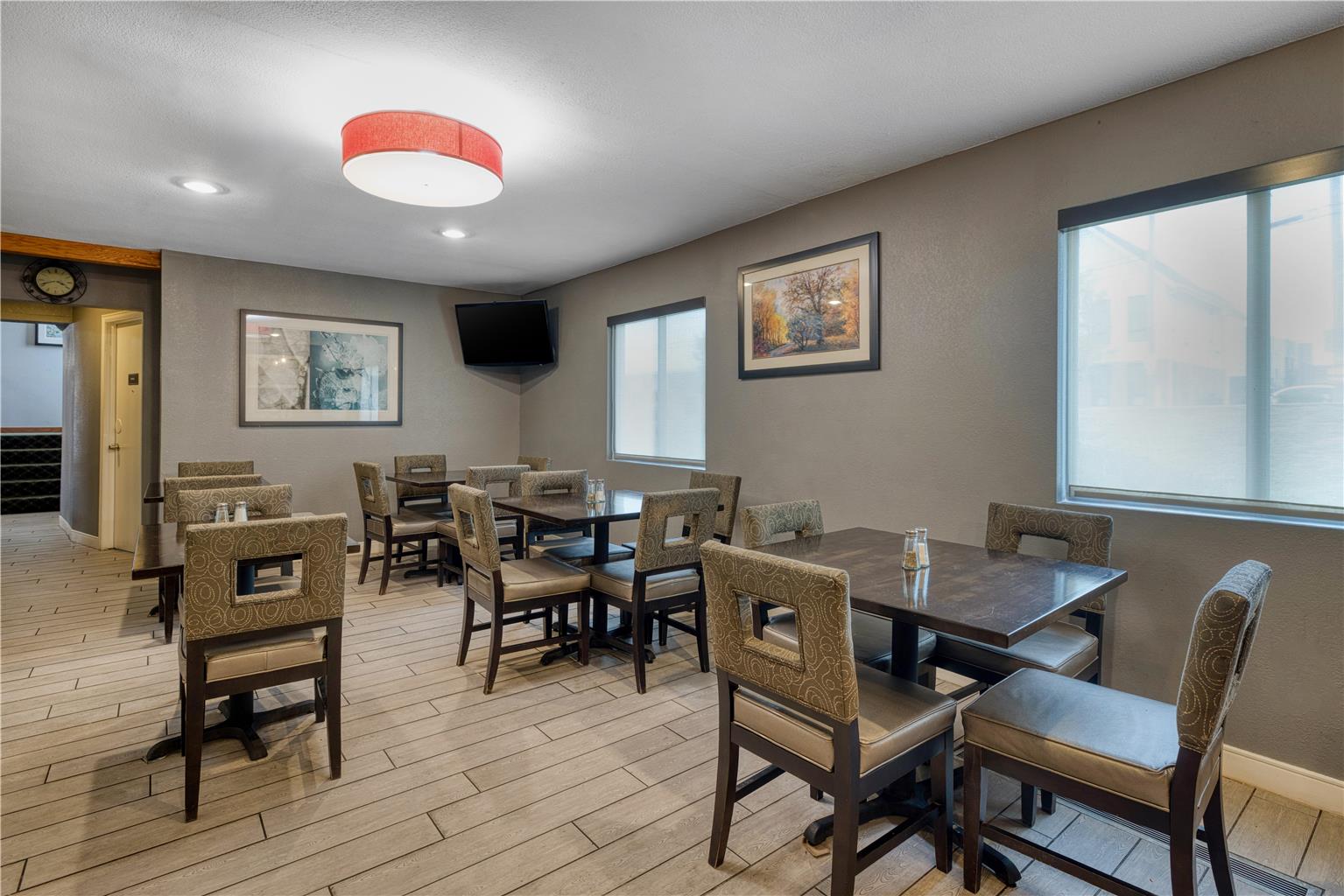 SureStay by Best Western Kansas City Country Inn North - photo 20