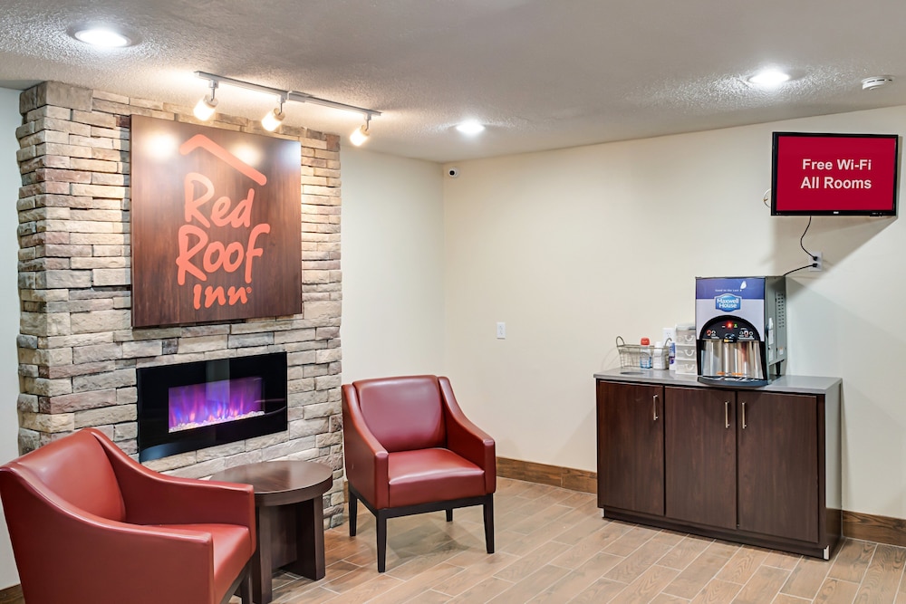 Red Roof Inn Indianapolis East - photo 2