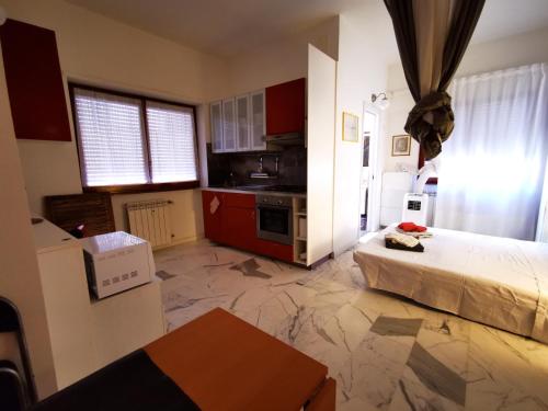 Rouge Studio 10 min from Vatican — 4-Star Luxury Hotel in Rome, Italy