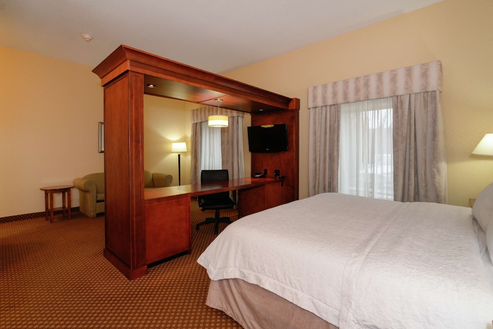 Hampton Inn & Suites Detroit Chesterfield Township - photo 11