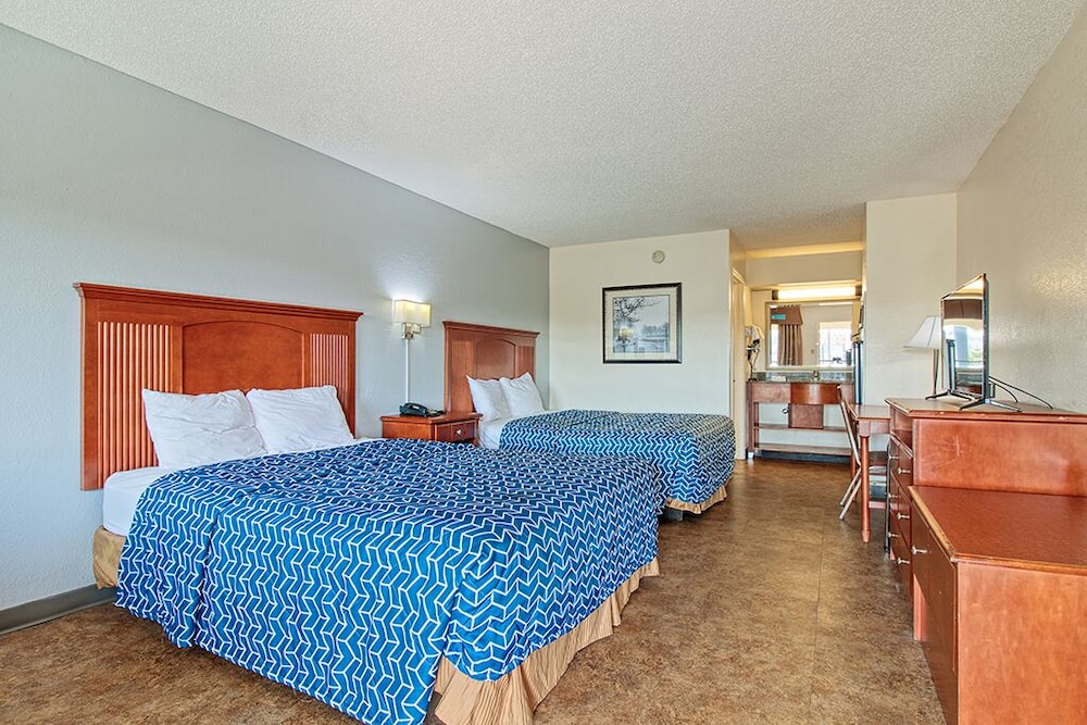Regency Inn & Suites Macon - photo 6