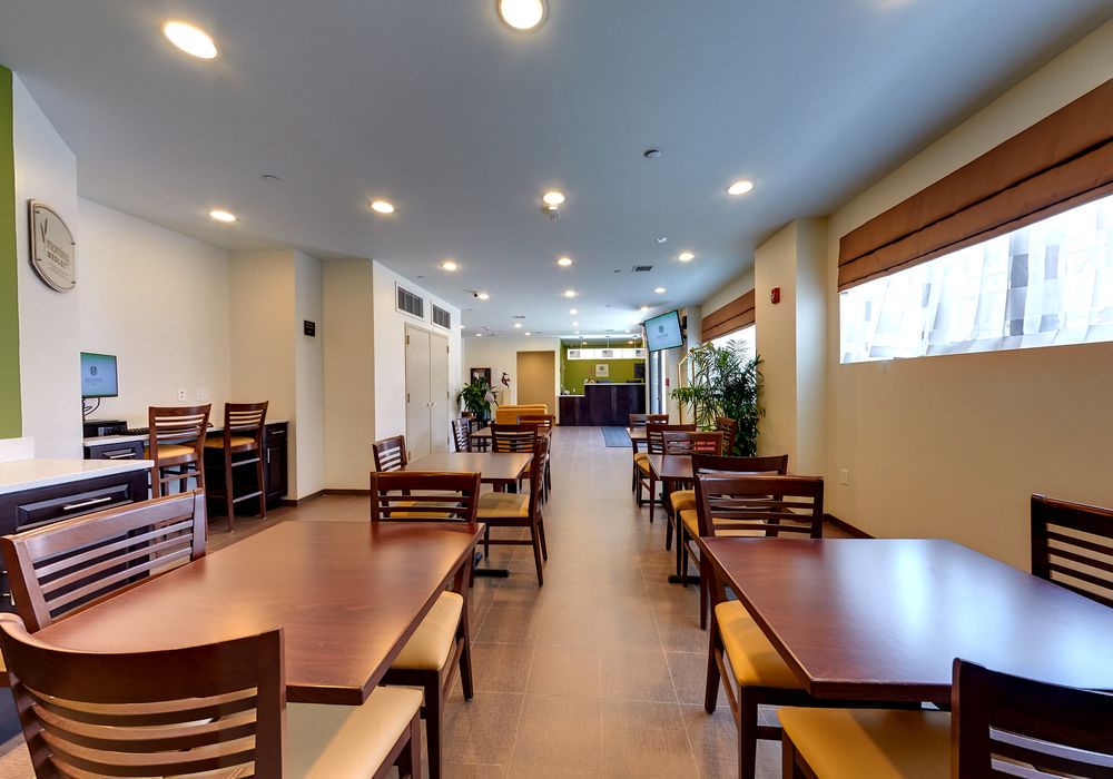 Hillside Hotel - photo 13