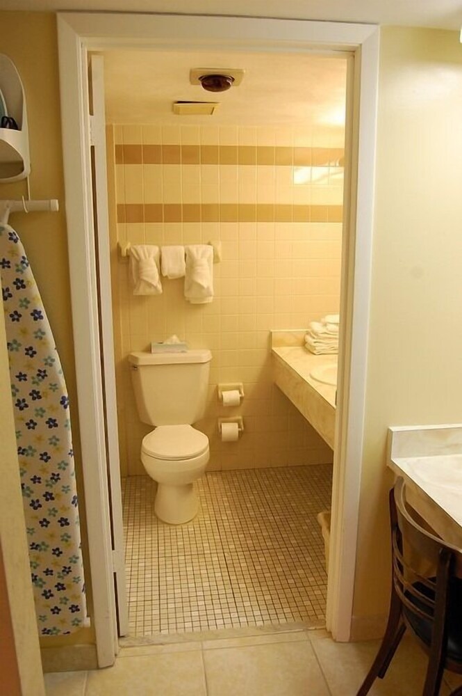 Makai Beach Lodge - photo 27