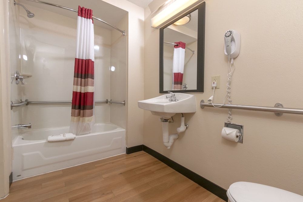 Red Roof Inn PLUS Washington DC Rockville - photo 15