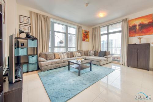 Close to Burj Khalifa & Dubai Mall with Relaxing Balcony Claren Tower 1 Downtown Dubai by Deluxe Holiday Homes — 4-Star Luxury Hotel in Dubai, United Arab Emirates