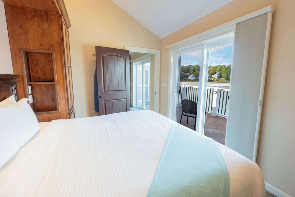Norseman Resort on the Beach - photo 35