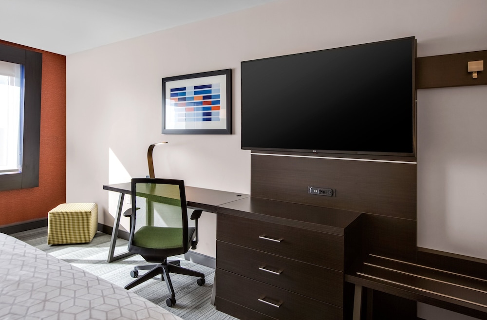 Holiday Inn Express & Suites Sanford Lake Mary by IHG - photo 12