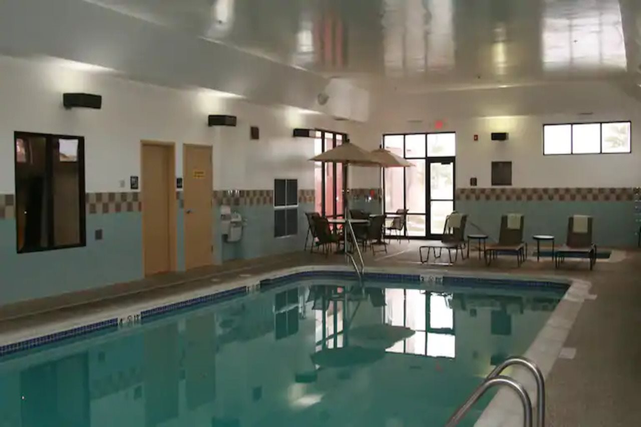 Hampton Inn Omaha West Lakeside - photo 6