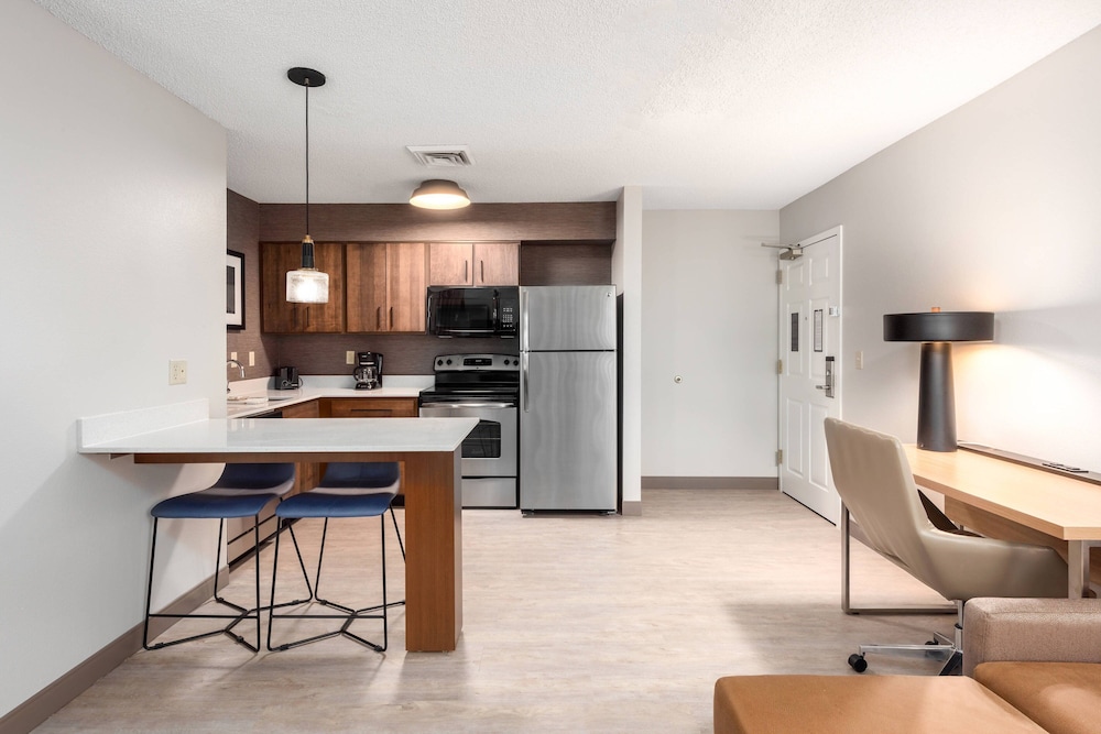 Residence Inn by Marriott Springfield - photo 11