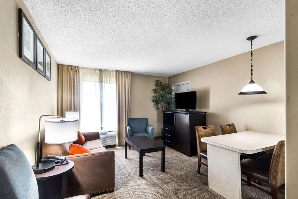 Comfort Inn Evansville East - photo 31