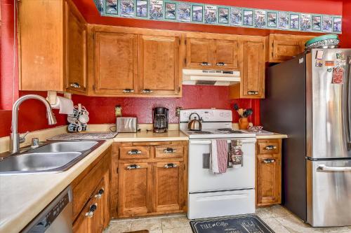 1597 Oglala St. - photo 4