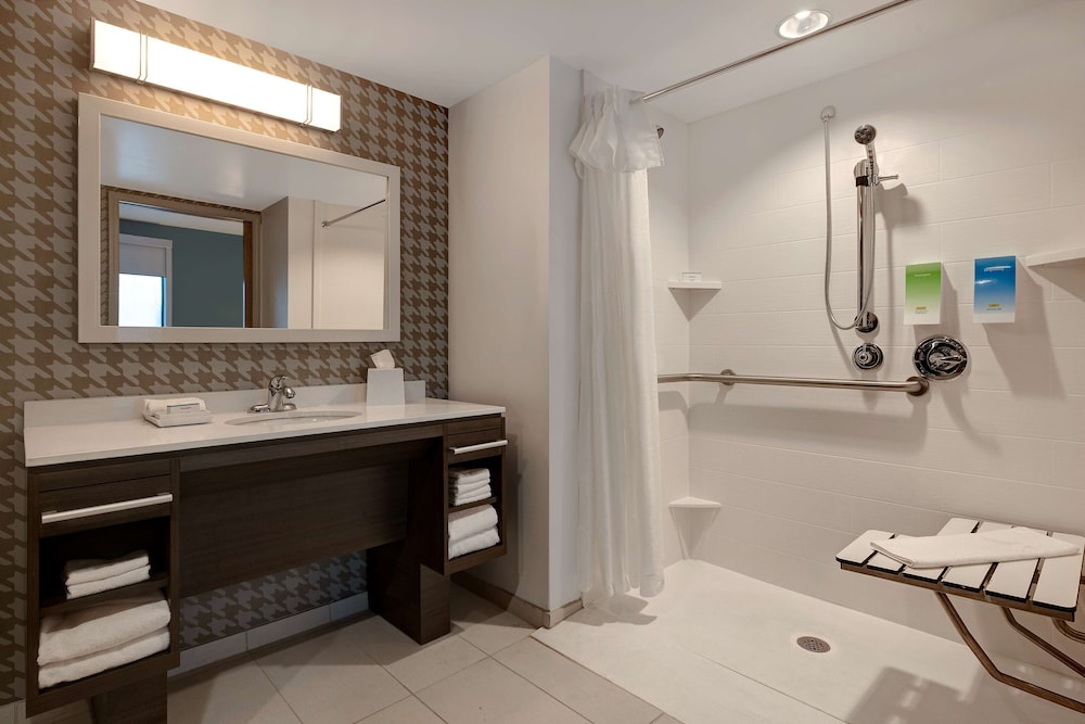 Home2 Suites by Hilton Gulf Breeze Pensacola Area - photo 38