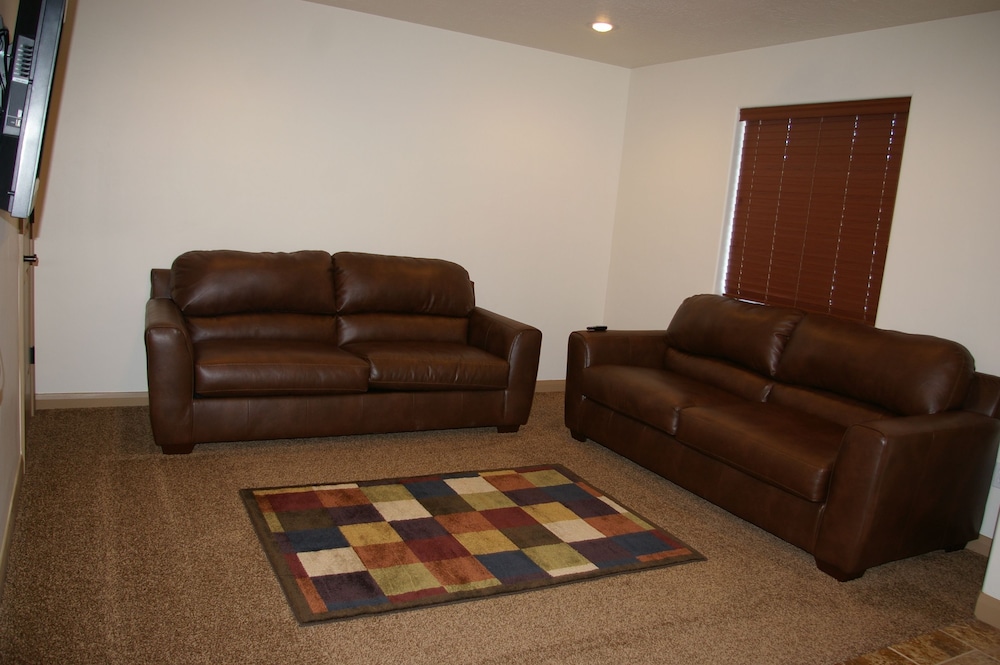 Duchesne Suites - photo 11