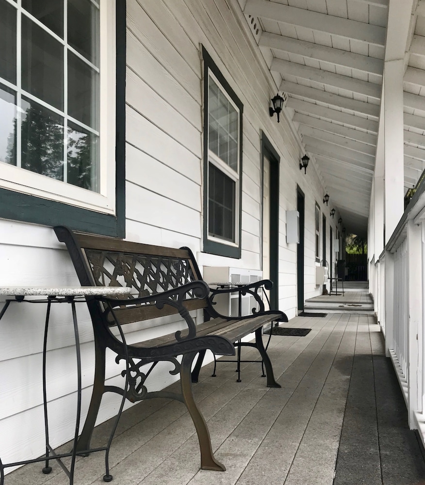 Sierra Mountain Inn - photo 95