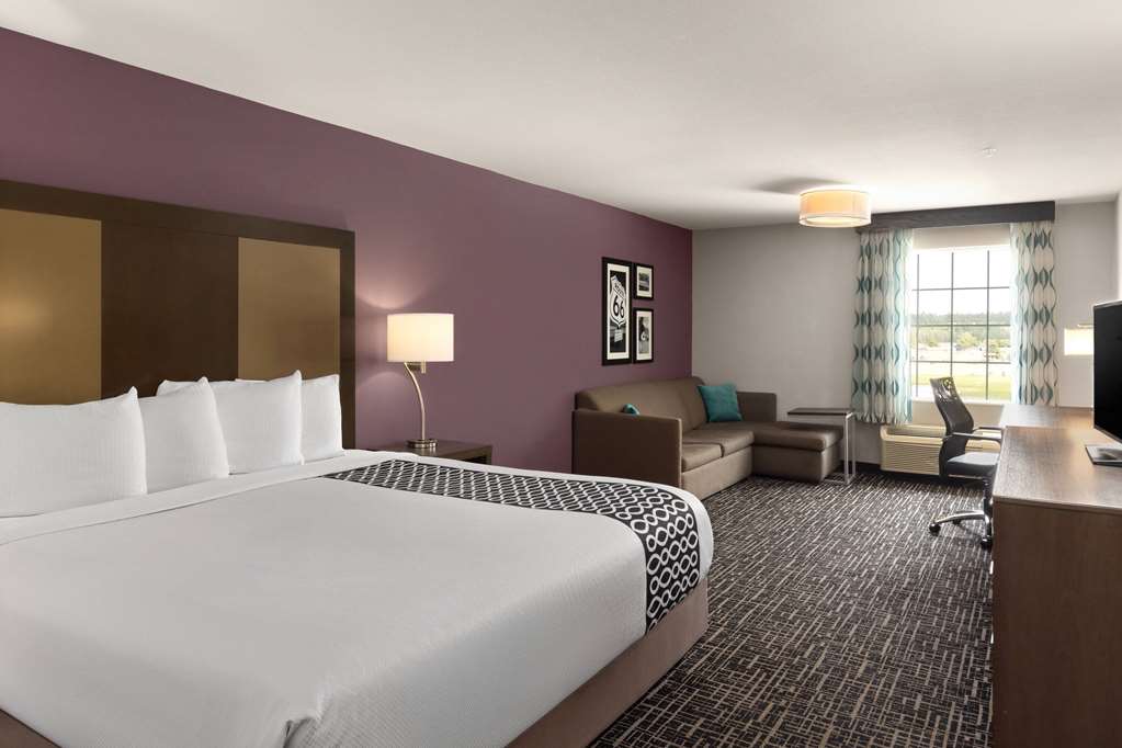 La Quinta Inn & Suites by Wyndham Williams Grand Canyon Area - photo 41