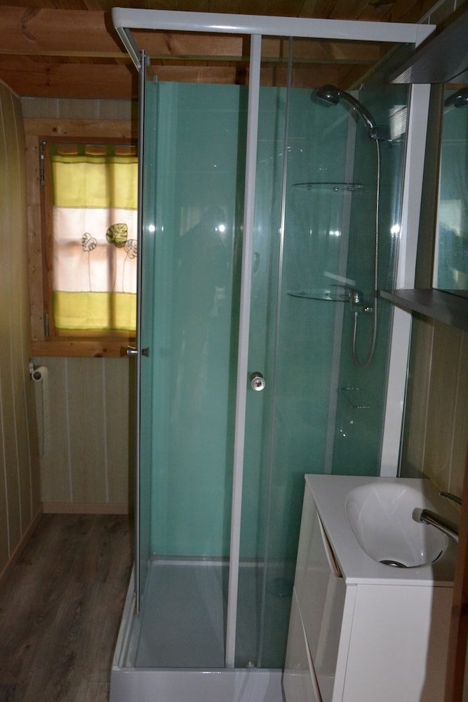 Sites et Paysages L'Or e de Provence - carbon neutral hotel in Buis-Les-Baronnies