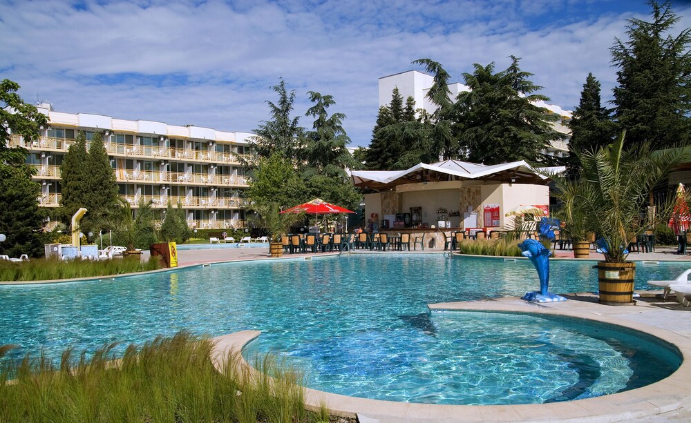 Hotel Malibu pet-friendly hotel Zlatni Pyasatsi