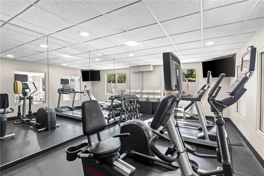 Country Inn & Suites by Radisson Elizabethtown KY - photo 32
