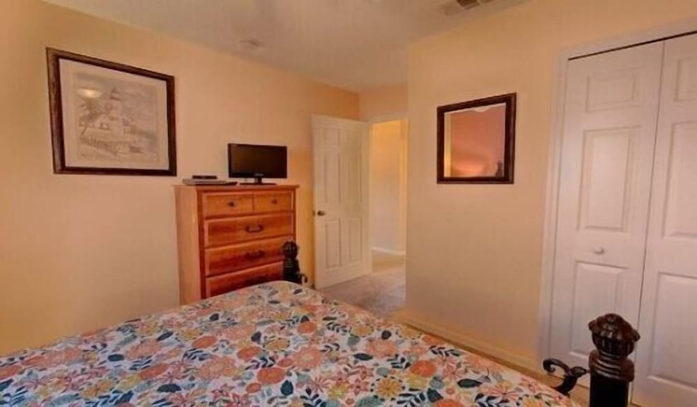 Emerald Island Resort Townhome 3 Bedroom Townhouse - photo 5
