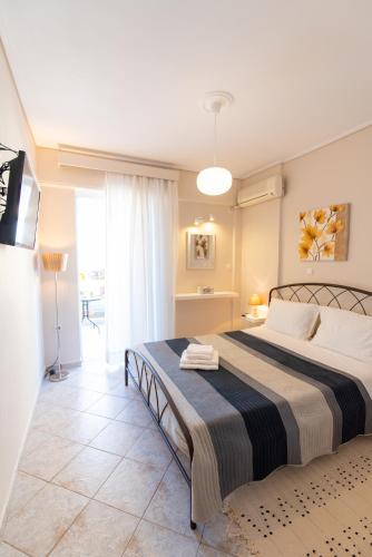 Smile Sea — 4-Star Luxury Hotel in Kalamata, Greece