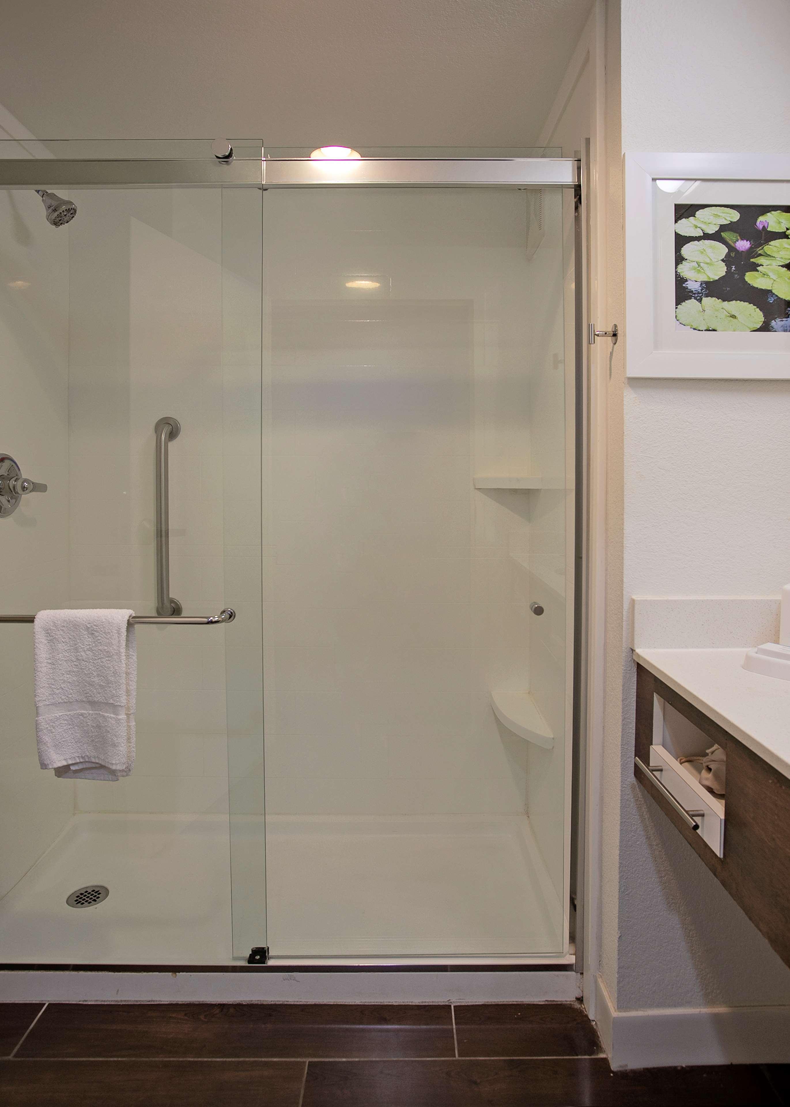 Hampton Inn Moultrie - photo 10