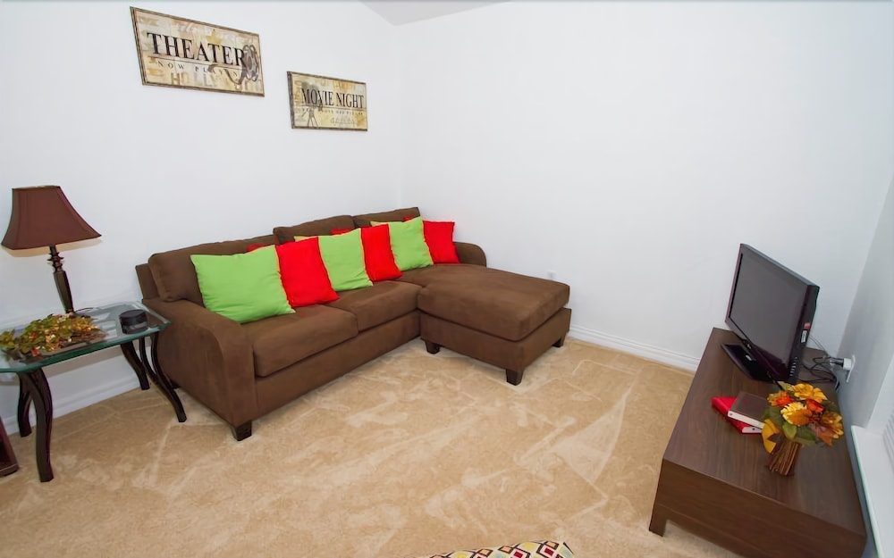 Sm218320 Vizcay 3 Bed 2 Baths Villa — 4-Star Luxury Hotel in Davenport, United States