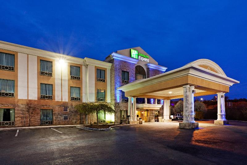 Holiday Inn Express & Suites Corbin by IHG - photo 2